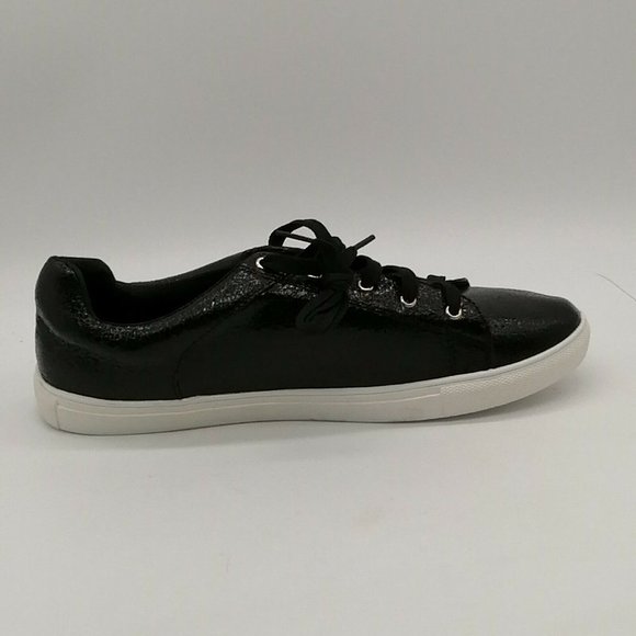 Forever Young Womens Lace Up Front Sneaker 11 M NEW‎ - Picture 2 of 9
